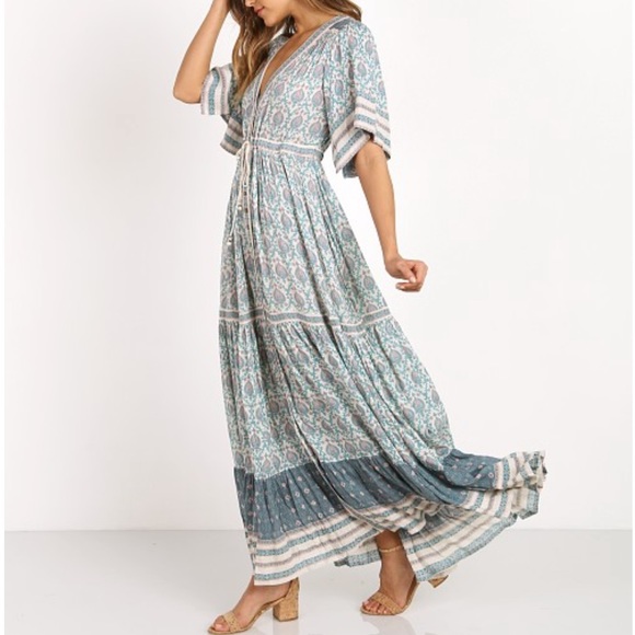 Spell Oracle Midi Dress in Sage - Picture 3 of 16